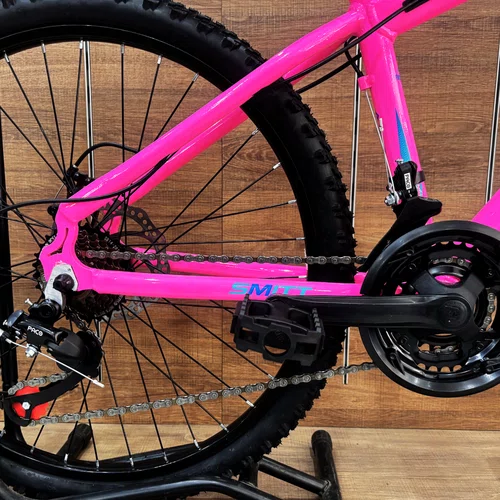 Bicicleta First Aro 24 Smitt Juvenil 21v Freio Disco Rosa com Azul Tam 13,5