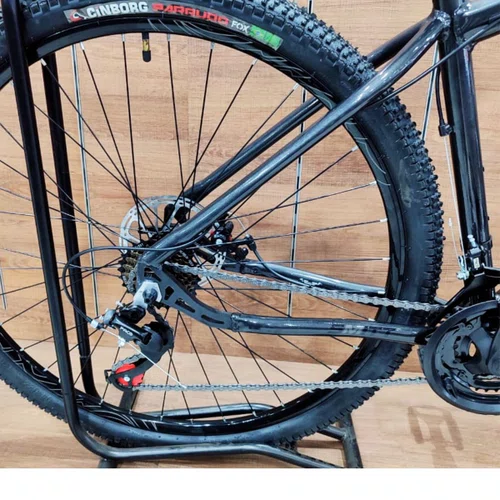 Bicicleta First Aro 29 Smitt 21v Freio Disco Grafite com Preto tam 17,5