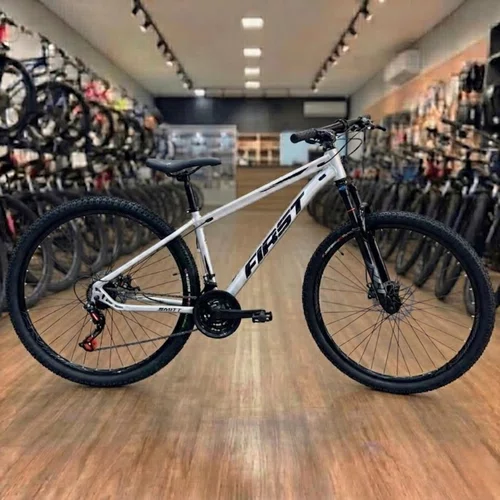 Bicicleta First Aro 29 Smitt 21v Freio Disco Prata com Preto tam 15,5