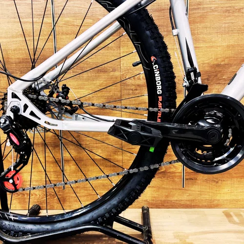 Bicicleta First Aro 29 Smitt 21v Freio Disco Prata com Preto tam 15,5