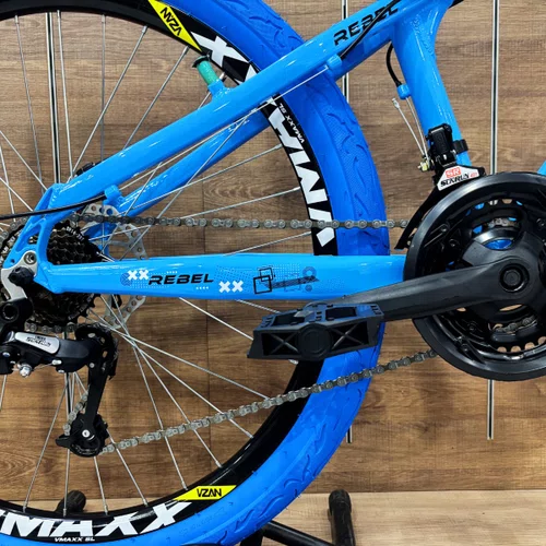 Bicicleta GTA Aro 26 Rebel Freeride 21v Freio Disco Azul