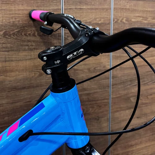 Bicicleta GTA Aro 29 Start Feminina 21v Freio Disco Azul com Rosa Tam 15,5