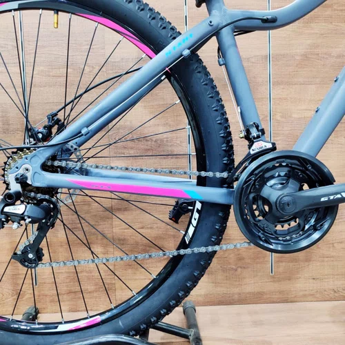 Bicicleta GTA Aro 29 Start Feminina 21v Freio Disco Cinza com Rosa Tam 15,5