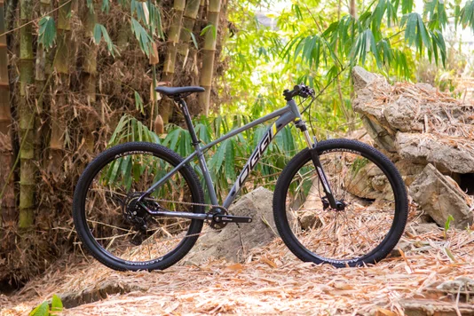 Bicicleta Oggi Aro 29 Big Wheel 7.0 Grafite com Verm e Cinza tam 19 2025