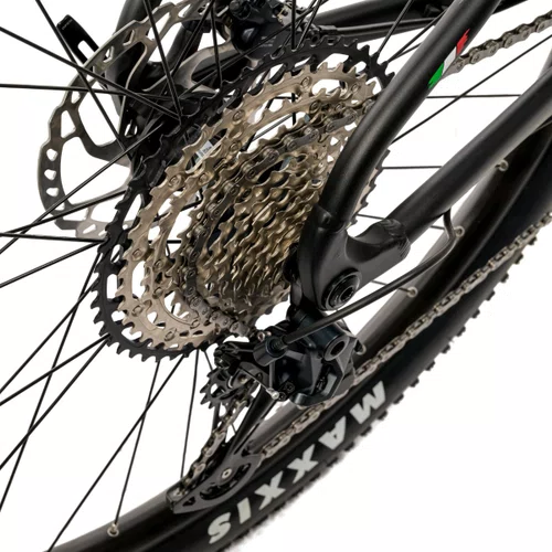 Bicicleta Oggi Aro 29 Big Wheel 7.4 12v Shimano SLX Preto Tam M