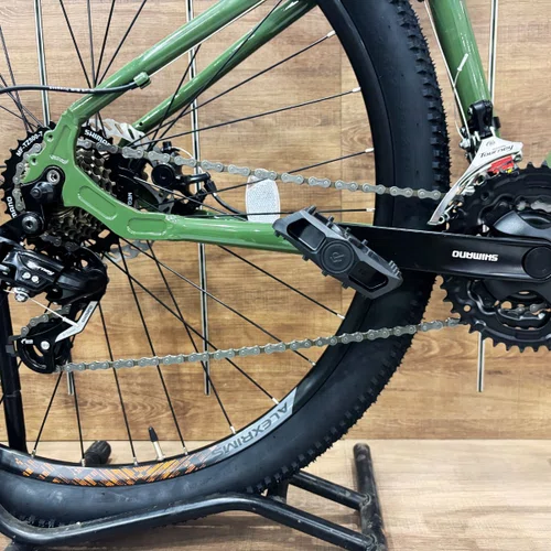 Bicicleta Oggi Aro 29 Hacker Sport Alum Shimano 21v Freio Disco
