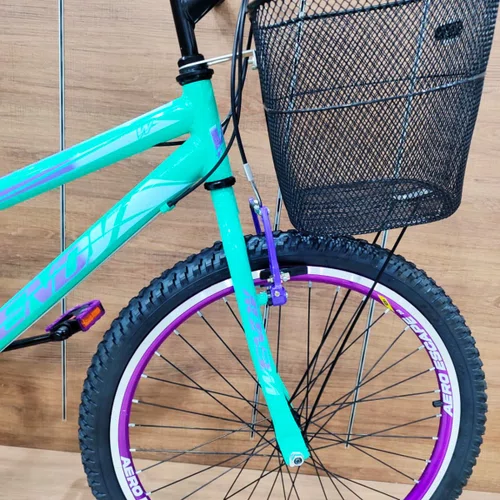 Bicicleta Wendy Aro 24 18M Feminina Com Cesta Verde Aniz com Violeta