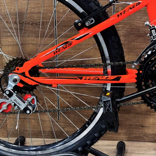 Bicicleta Wendy Aro 24 18M Rebaixado Laranja Neon