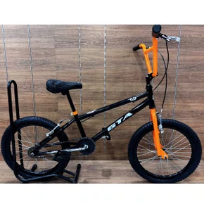 Bicicleta GTA Aro 20 BMX Flip Preto com Laranja