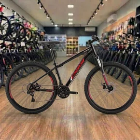 Bicicleta Oggi Aro 24 Hacker 21v Freio a Disco Preto com Vermelho