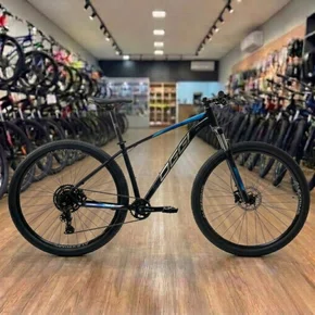Bicicleta Oggi Aro 29 7.0 Shimano Cues 9v Preto com Azul Tam 15,5