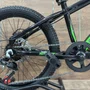 Bicicleta First Aro 20 Smitt Juvenil 7v Freio Disco Preto com Verde