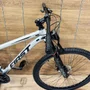 Bicicleta First Aro 29 Smitt 21v Freio Disco Preto com Prata tam 15,5