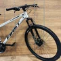 Bicicleta First Aro 29 Smitt 21v Freio Disco Preto com Prata tam 15,5