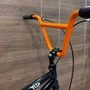 Bicicleta GTA Aro 20 BMX Flip Preto com Laranja
