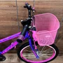 Bicicleta Wendy Aro 24 18M Feminina Com Cesta Lilás com Rosa